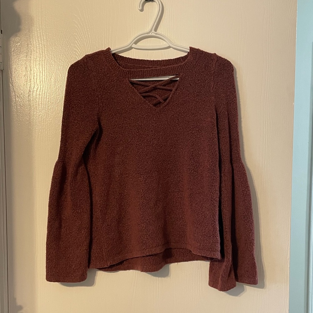 Pink/burgundy sweater
